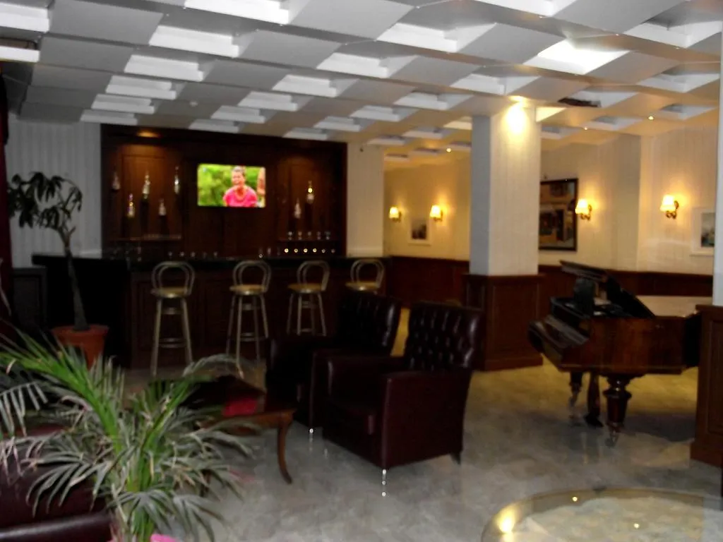 Akman Hotel Kusadasi 2*,